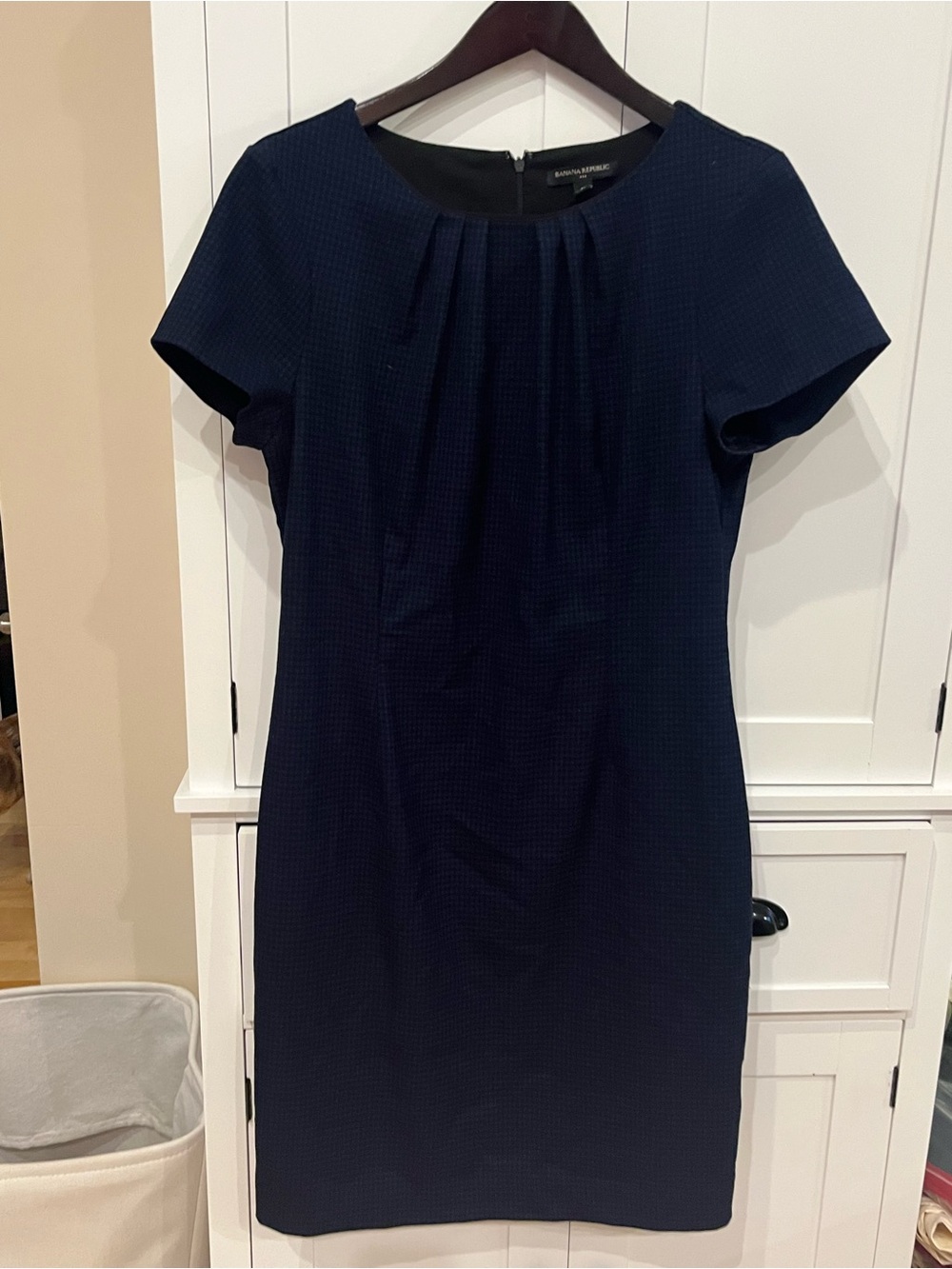 Banana Republic Navy Pleated Short-Sleeve Sheath Dress
